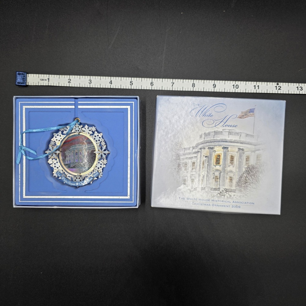 White House Historical Association Christmas Ornament 2009 Snowflake Boxed